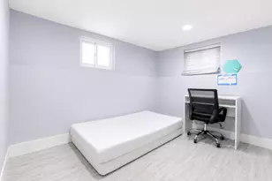 676 Liberty Ave, Jersey City, NJ 07307 - Photo 25