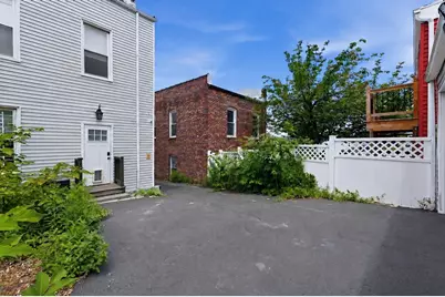 676 Liberty Ave, Jersey City, NJ 07307 - Photo 29