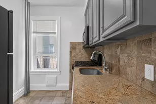 55 Corbin Ave, Jersey City, NJ 07306 - Photo 5