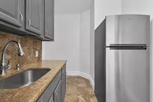 55 Corbin Ave, Jersey City, NJ 07306 - Photo 3