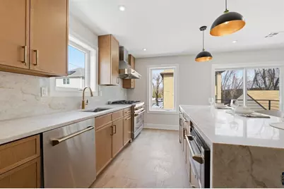138A Weigands Lane, Secaucus, NJ 07094 - Photo 5