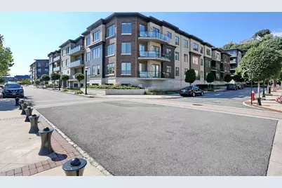 150 Henley Pl #213, Weehawken, NJ 07086 - Photo 25