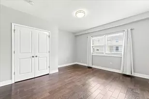 102 5 Congress St, Jersey City, NJ 07307 - Photo 15