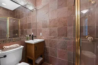 31 Colony Rd, Edgewater, NJ 07020 - Photo 17