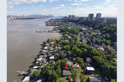 31 Colony Rd, Edgewater, NJ 07020 - Photo 37
