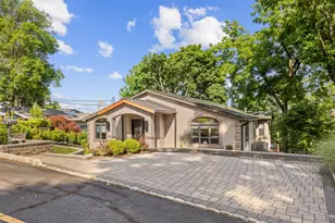 31 Colony Rd, Edgewater, NJ 07020 - Photo 39