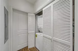 4 Constellation Pl, Jersey City, NJ 07305 - Photo 27