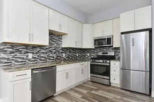 424 Whiton St, Jersey City, NJ 07304 - Photo 7