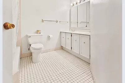 401 Harmon Cove Tower #401, Secaucus, NJ 07094 - Photo 21