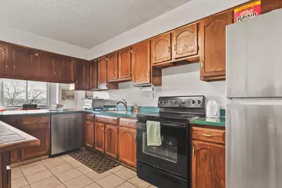 401 Harmon Cove Tower #401, Secaucus, NJ 07094 - Photo 9