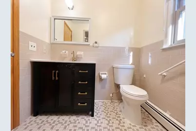 100 Hancock Ave #2, Jersey City, NJ 07307 - Photo 5
