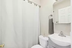200 Paterson Plank Rd, Union City, NJ 07087 - Photo 25