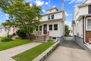 731 Humboldt St, Secaucus, NJ 07094 - Photo 1