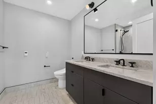 366 6th St, Jersey City, NJ 07302 - Photo 17
