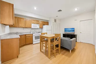 182A Christopher Columbus Dr #1, Jersey City, NJ 07302 - Photo 3