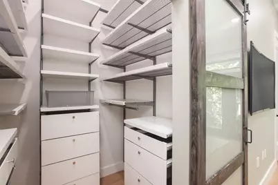 139 New York Ave #2, Jersey City, NJ 07307 - Photo 17
