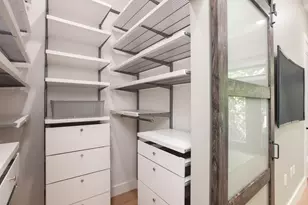 139 New York Ave, Jersey City, NJ 07307 - Photo 17