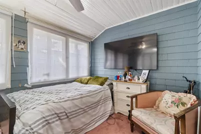 42 Avenue B, Bayonne, NJ 07002 - Photo 7