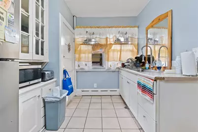 42 Avenue B, Bayonne, NJ 07002 - Photo 9