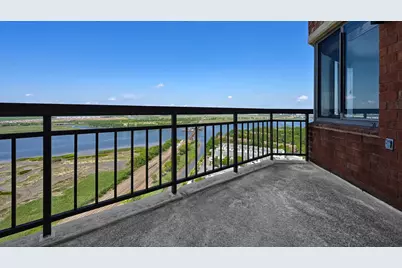 2140 Harmon Cove Tower #2140, Secaucus, NJ 07094 - Photo 23
