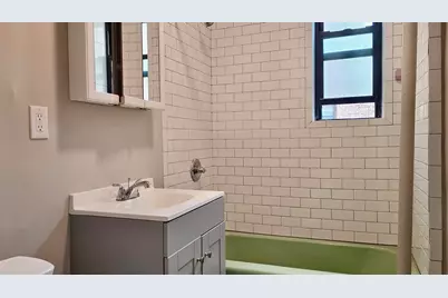 368 Broadway #25, Bayonne, NJ 07002 - Photo 9