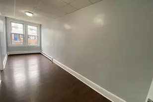 126 W 19th St, Bayonne, NJ 07002 - Photo 3