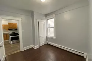126 W 19th St, Bayonne, NJ 07002 - Photo 5