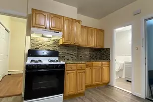 233 Ave E, Bayonne, NJ 07002 - Photo 9