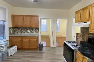 233 Ave E, Bayonne, NJ 07002 - Photo 7