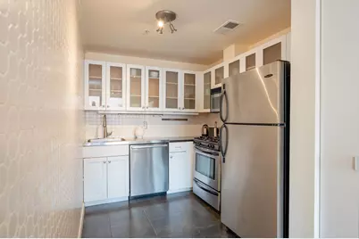 222 Montgomery St #5H, Jersey City, NJ 07302 - Photo 5