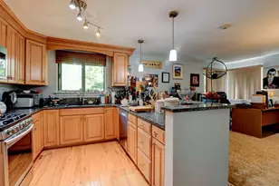 590 Sanderling Ct, Secaucus, NJ 07094 - Photo 9