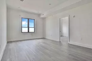 425 Avenue C, Bayonne, NJ 07002 - Photo 15
