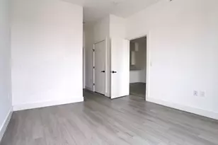 425 Avenue C, Bayonne, NJ 07002 - Photo 21