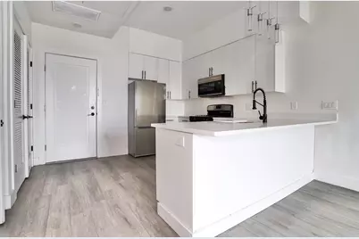 425 Avenue C #404, Bayonne, NJ 07002 - Photo 5