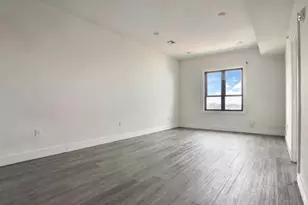 425 Avenue C, Bayonne, NJ 07002 - Photo 13
