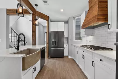 10 Graham St, Jersey City, NJ 07307 - Photo 15