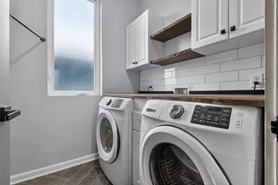10 Graham St, Jersey City, NJ 07307 - Photo 33