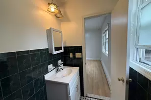30 Emerson Ave, Jersey City, NJ 07306 - Photo 9