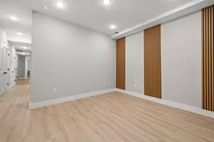 30 Cambridge Ave, Jersey City, NJ 07307 - Photo 11