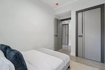 158 Oakland Ave #2B, Jersey City, NJ 07306 - Photo 15