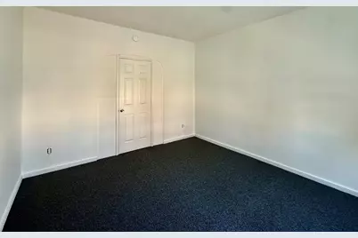 157 Avenue C #3, Bayonne, NJ 07002 - Photo 3