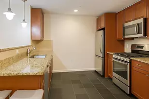 700 Grove St, Jersey City, NJ 07310 - Photo 5