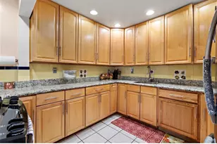 374 Cator Ave, Jersey City, NJ 07305 - Photo 17