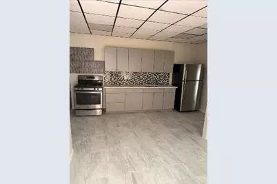 650 Kennedy Blvd #4, Bayonne, NJ 07002 - Photo 1
