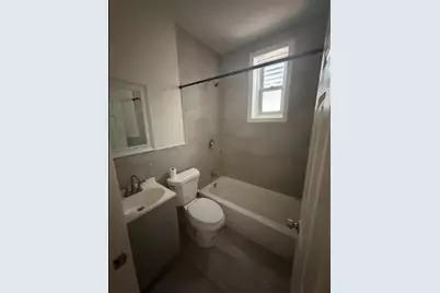 650 Kennedy Blvd #4, Bayonne, NJ 07002 - Photo 5