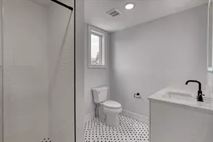 108 Oak St, Jersey City, NJ 07305 - Photo 15