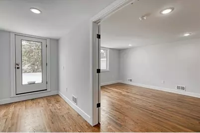108 Oak St #2, Jersey City, NJ 07305 - Photo 11