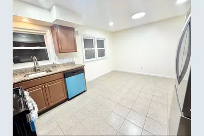 588 Avenue A #3, Bayonne, NJ 07002 - Photo 11