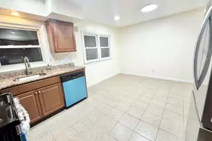 588 Avenue A, Bayonne, NJ 07002 - Photo 11