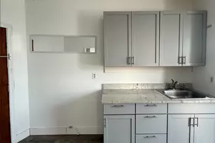 188 Avenue F, Bayonne, NJ 07002 - Photo 5
